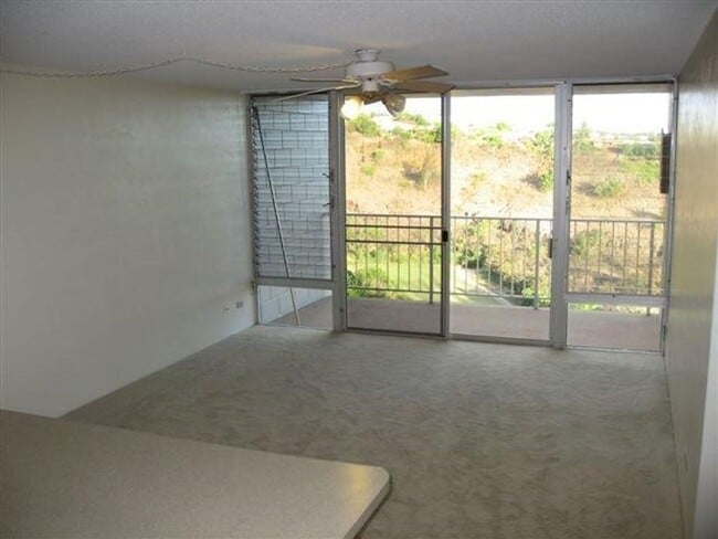 Photo - 2 BD / 2 BA Apartment in Aiea!!!