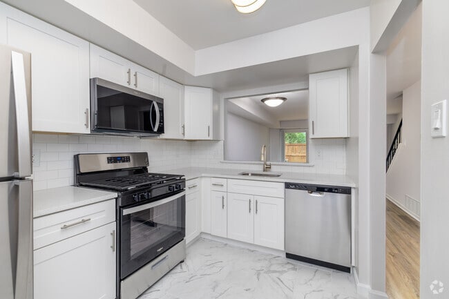 2BD, 2BA - 1184SF - Living Room