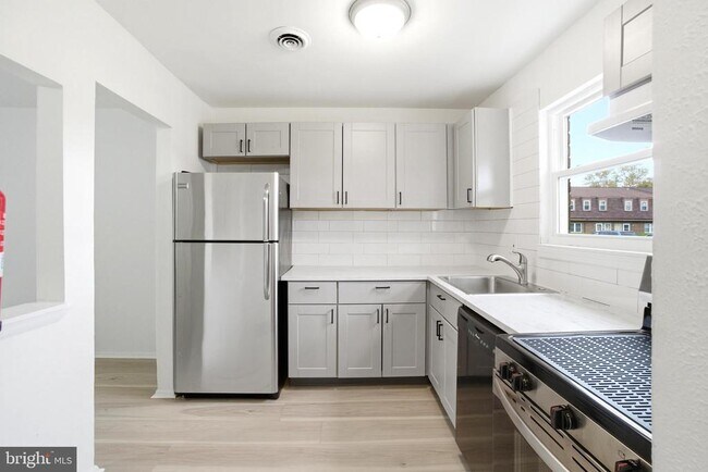 Photo - 1137 Kaye Ct