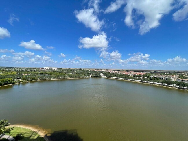 Building Photo - 2641 N Flamingo Rd Unit 1507N