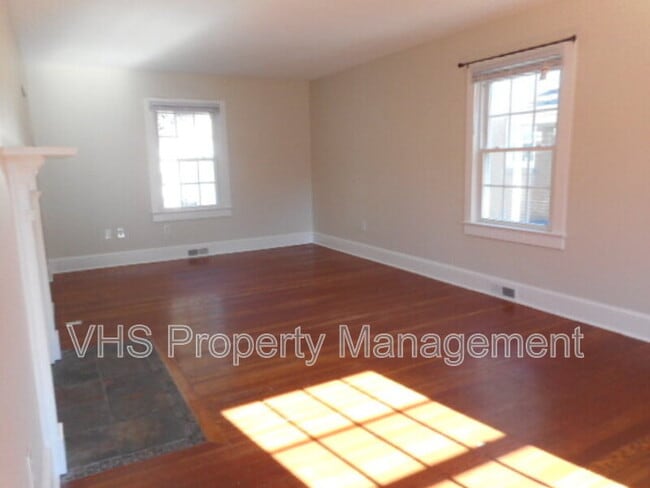 Photo - 815 Bright St