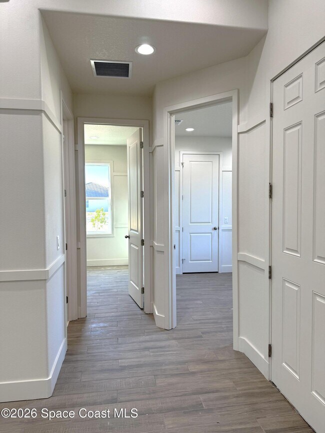 Photo - 2781 Edington Dr