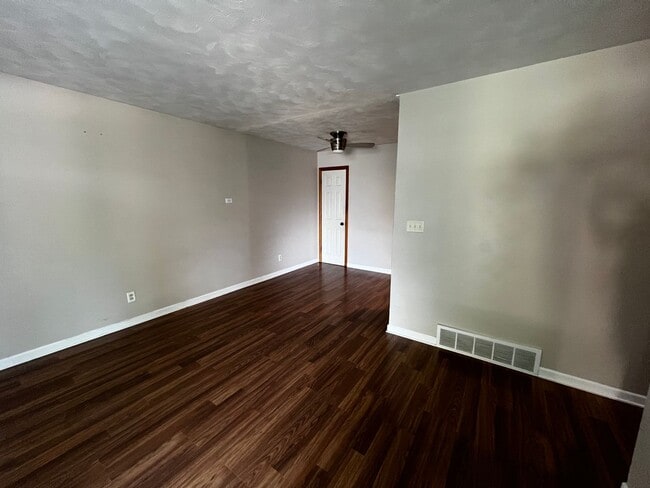 Photo - 3 Bedroom 2 Bath House For Rent