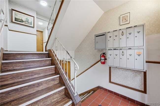 Photo - 2500 Sheridan Dr