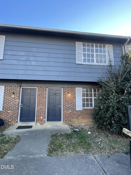 Building Photo - 120 Byrum St