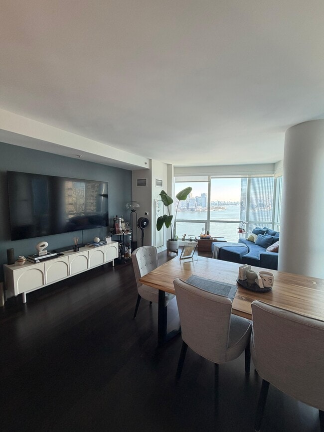 Building Photo - 77 HUDSON St Unit 3109