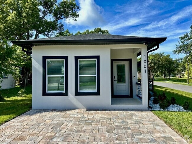 Building Photo - BRAND NEW CONSTRUCTION in the Heart of Pla... Rental