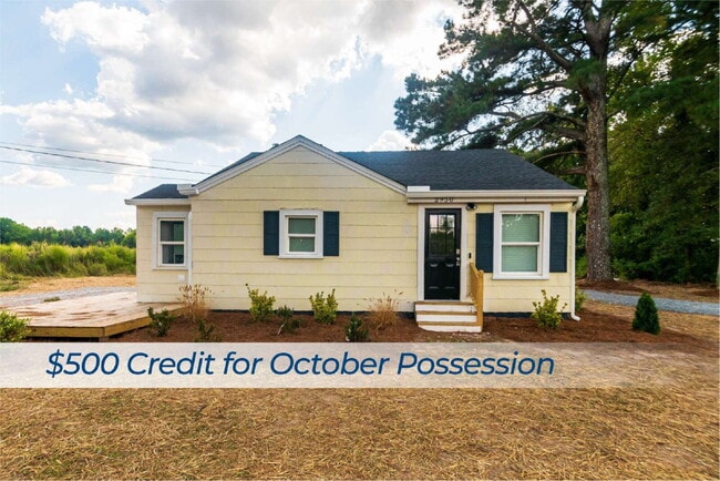 Building Photo - Charming 2-Bedroom Home in Smithfield! Unit Hwy East