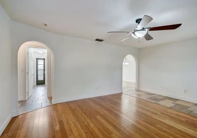 Photo - 1029 SE 18th Pl