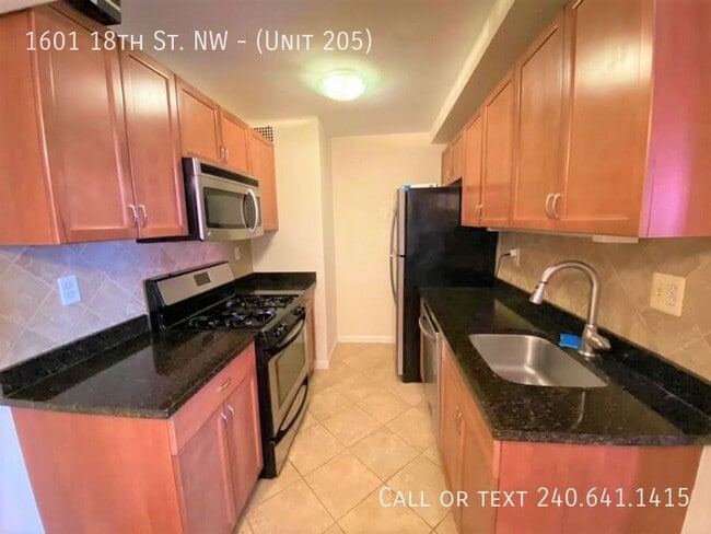 Photo - 1601 18th St NW