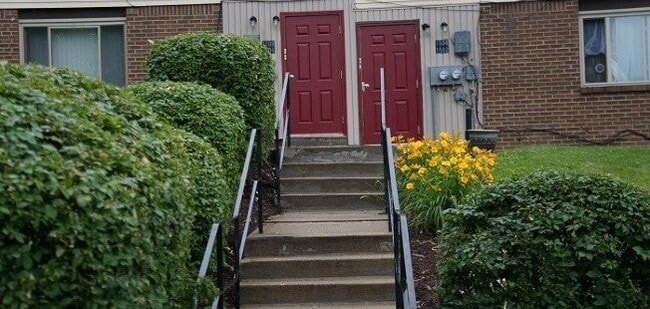 Photo - 1486 Princeton Blvd