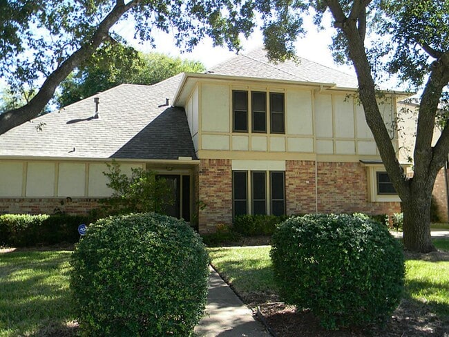 Building Photo - 2711 River Birch Dr Rental