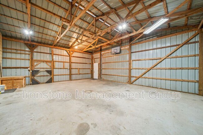 Photo - 10235 NW 84th Ave