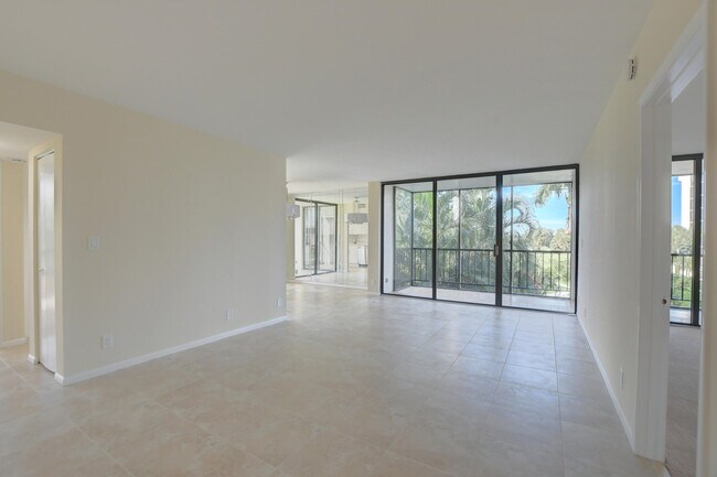 Photo - 6797 Willow Wood Dr Unit 6034