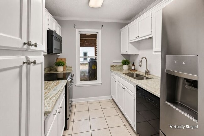 Photo - 429 NE Russell St