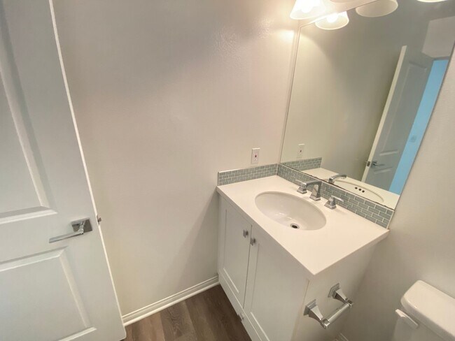 Photo - 2721 S El Camino Real Unit B