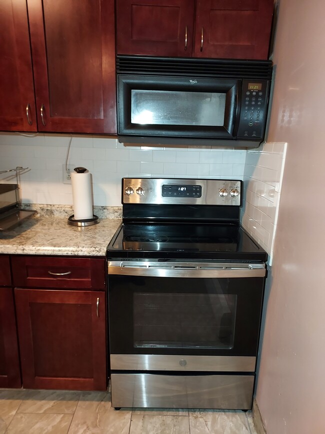 Photo - 44 Winchester Ave Unit 1st floor furnished