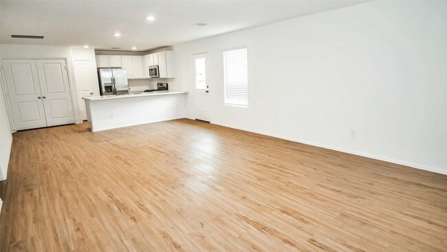 Photo - 132 Pine Bend Ct