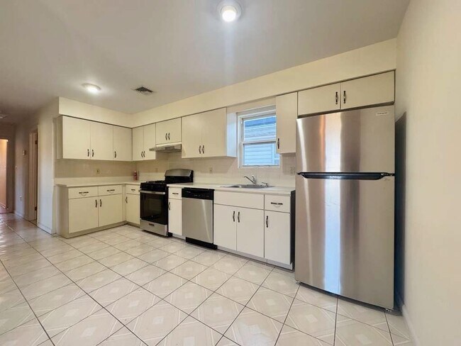 Photo - 4414 Liberty Ave