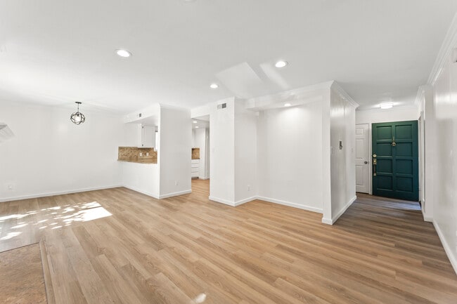 Living Area 2