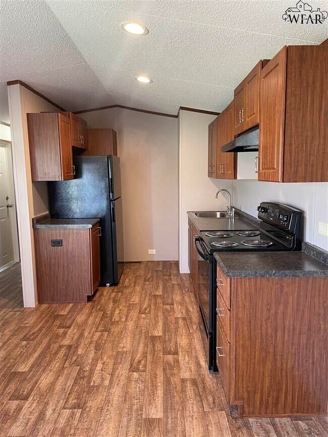 Photo - 1007 S Wall St