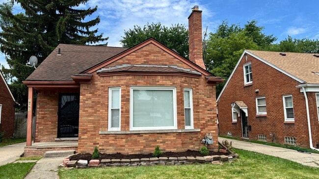 Photo - 19751 Ardmore St House