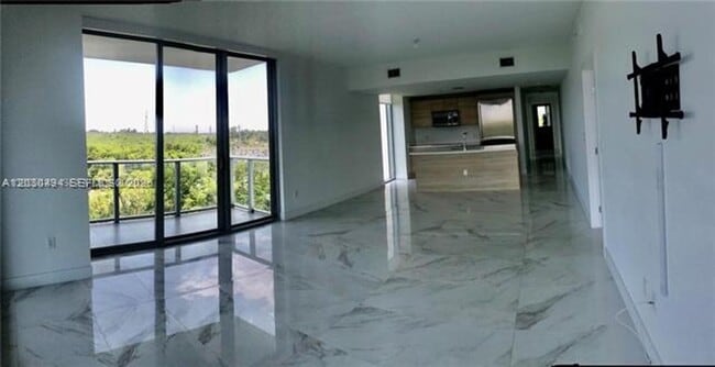 Photo - 16385 Biscayne Blvd Unit 16385 Biscayne Blvd # 621