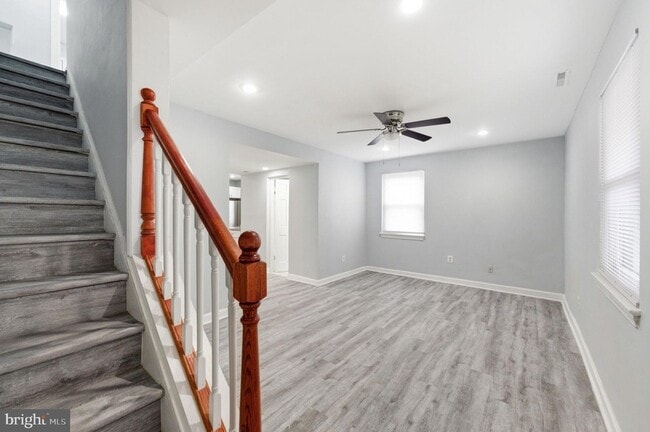 Photo - 4029 Grant St NE