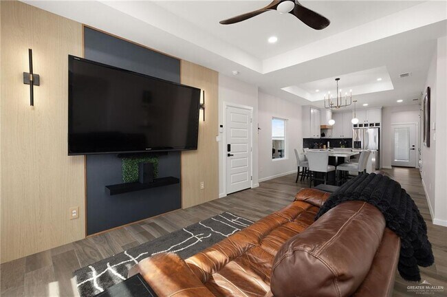 Photo - 16 Diamond Head Ave