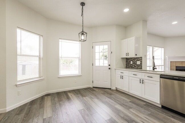 Photo - Beautifully Designed 4-Bedroom Home with Open-Concept Living less than 7 miles from Randolph AFB