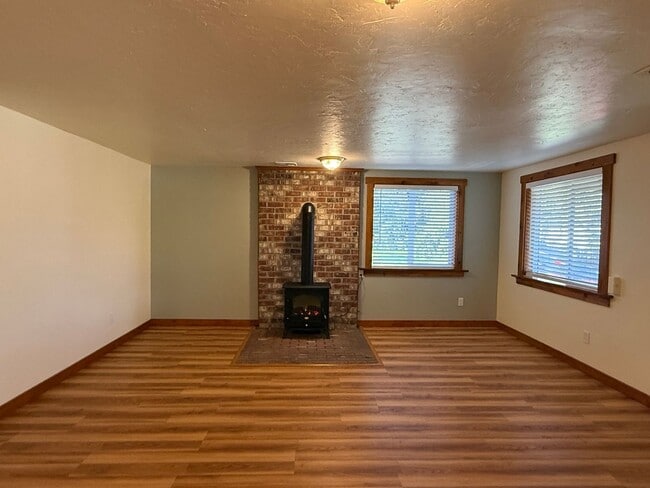 Photo - Cute Ashland Cottage | Two bedroom, two bath home | Available Now