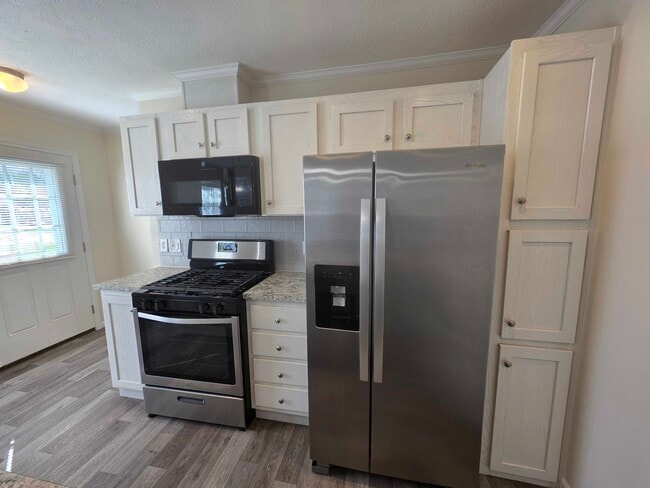 Photo - 3628 Birch St