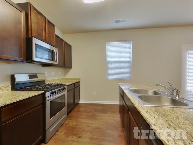 Photo - 38 Possum Creek Ln