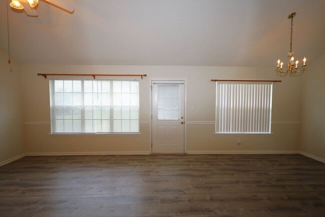 4200 Shadowwood Dr