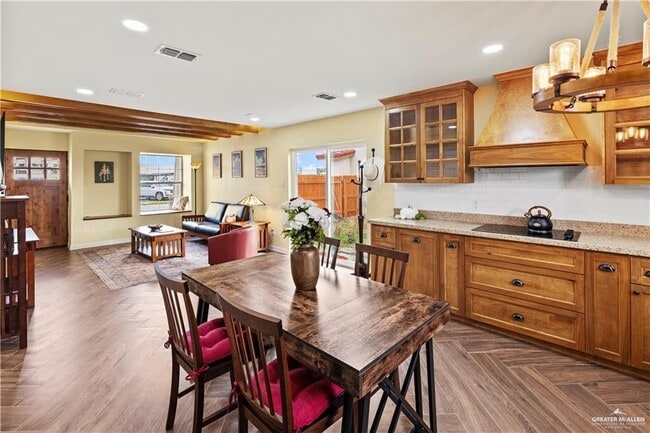 1408 Karen Dr