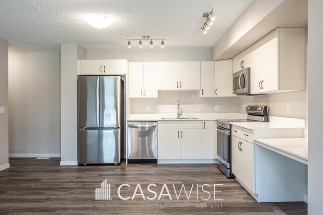 Photo - 17217-1729A 9A Ave SW