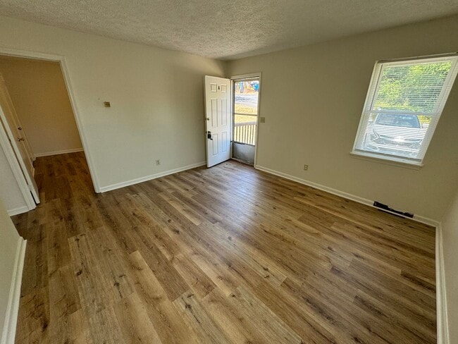 Photo - 526 W 13th St Unidad 526 W 13th St Apt A