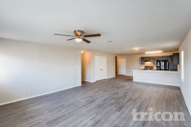 Photo - 9706 Marbach Hl