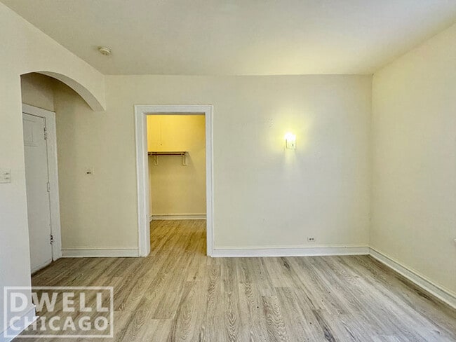 Photo - 6912 N Lakewood Ave Unit S