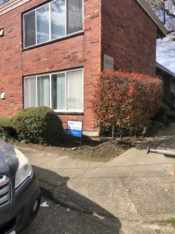 Building Photo - 3604 NE 73rd Pl Rental