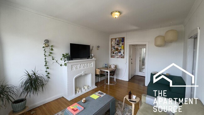 Photo - 2921 W McLean Ave Unidad 3