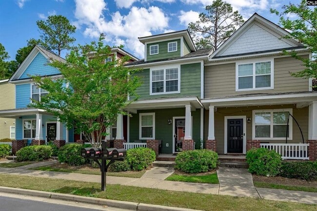 Building Photo - Move-In Ready Townhouse in Hampton Forest!