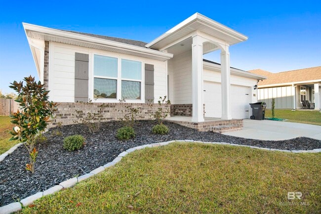 Photo - 32038 Lyon Rd