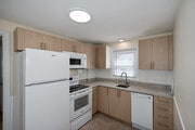 1BR, 1BA - 472SF - Kitchen