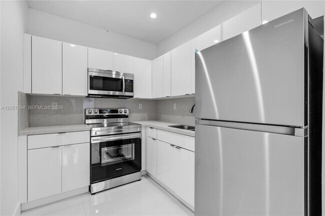 Photo - 21845 Goulds Ave Unit 102