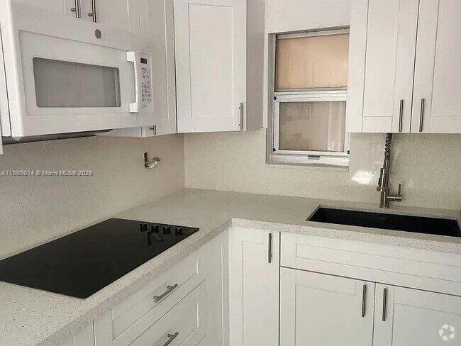 Building Photo - 6090 W Flagler St Unit 508 Rental