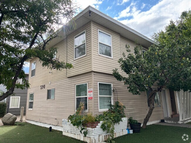 Building Photo - 590 Denslowe Dr Rental