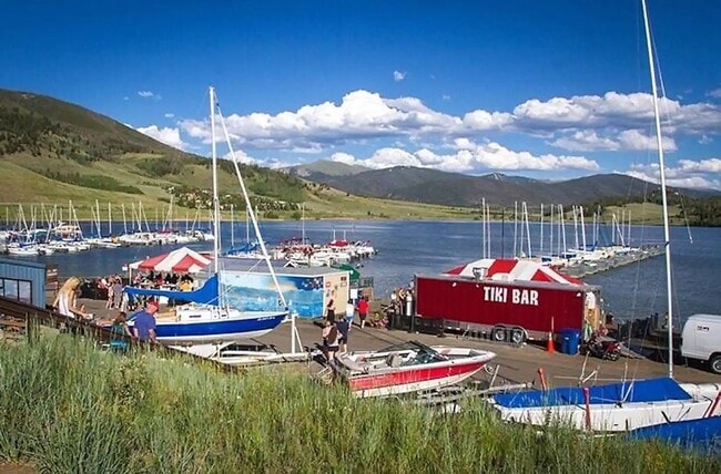 Long Term Rental- Summit Yacht Club 15K - Long Term Rental- Summit Yacht Club 15K Unit 15K