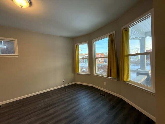 Photo - 351 Westminster St