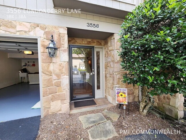 Photo - 3556 Londonderry Ln